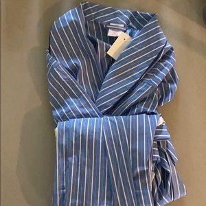 New w/ tags men’s bathrobe